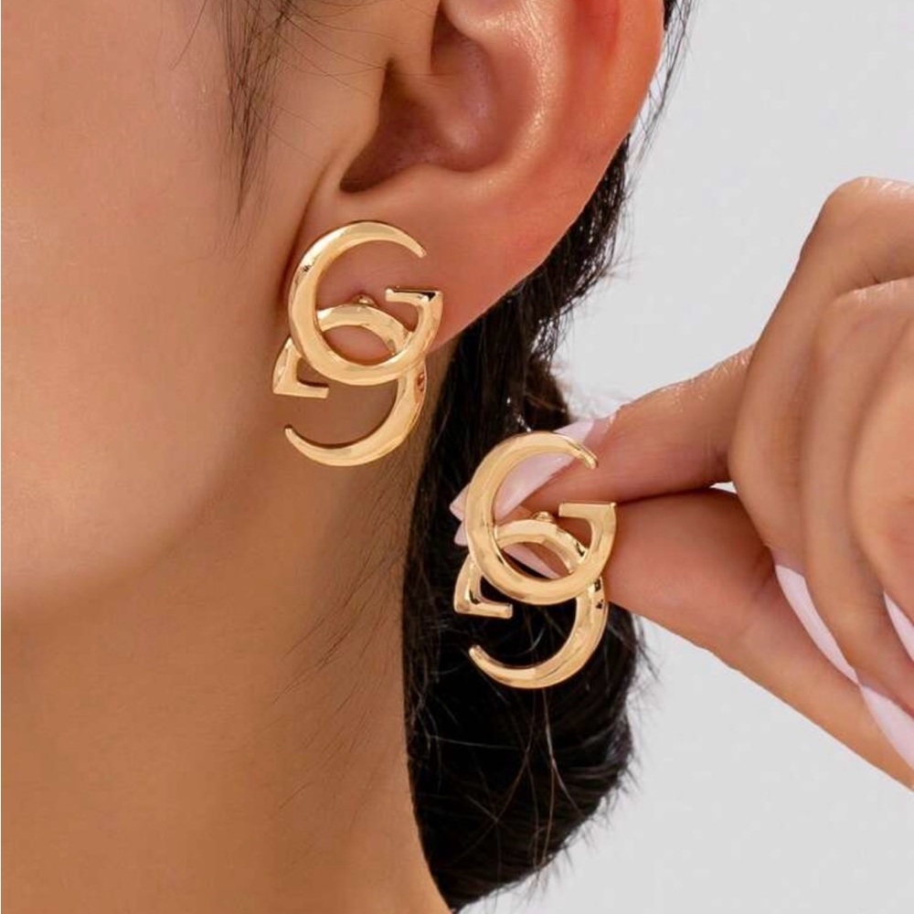 Elegant Gold-Tone or Silver Double GG Fashion Earrings
